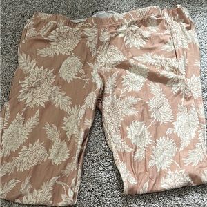 Novella Royale Like New Iris Bells, LG